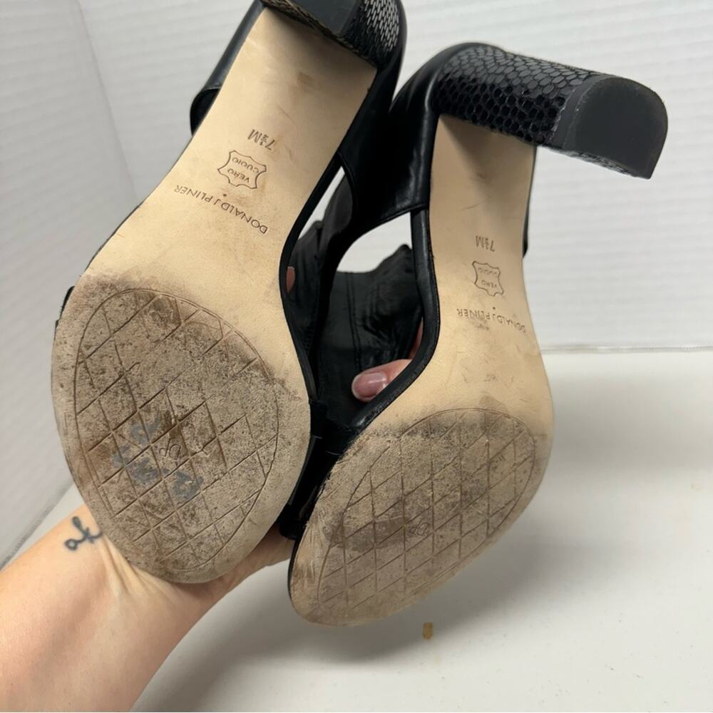 Donald J Pliner Black Leather Slip On Mule Heels Womens 7.5 Tesa Buckle Accent - Picture 3 of 11